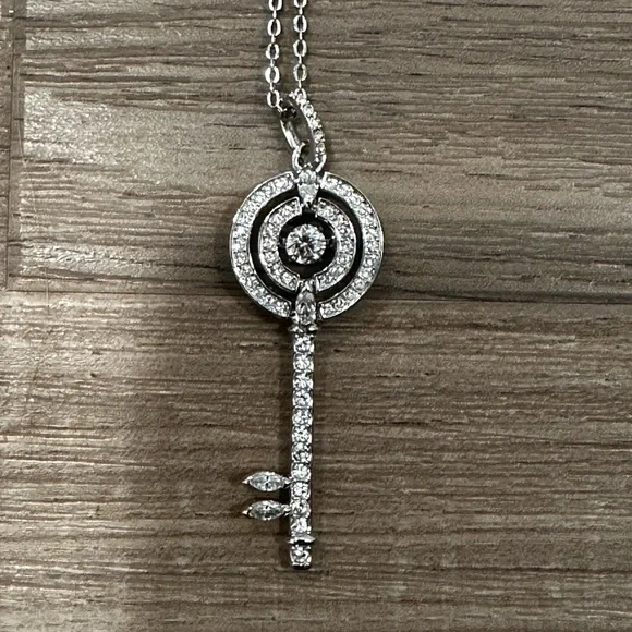 Swarovski Sparkling Dance Key
Pendant with Chain - Picture 7 of 9